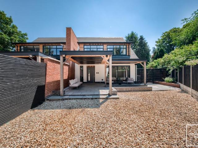 7 bedroom semi detached house for sale