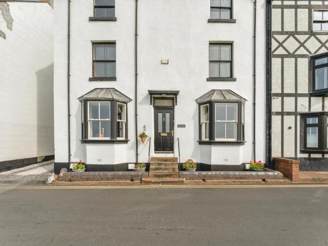 7 bedroom semi detached house for sale