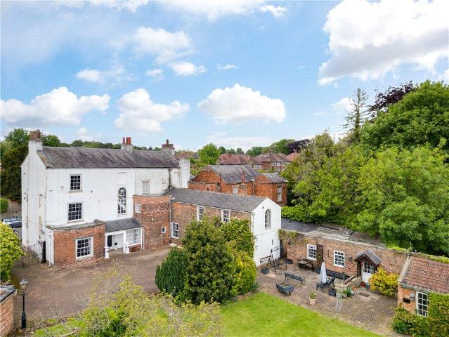 7 bedroom semi detached house for sale