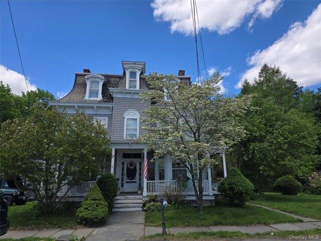 7 bedroom, Port Jervis NY 12771 105287017