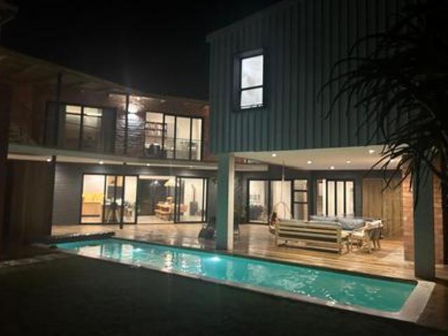 7 bedroom palace to rent for vacatio.