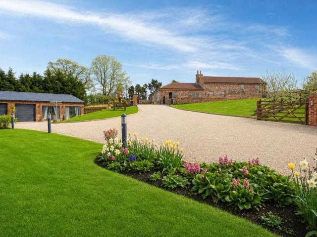 7 bedroom property for sale
