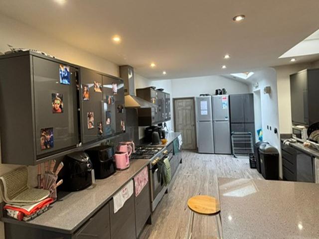 7 bedroom property to let in 146 HUBERT ROAD £756 pw