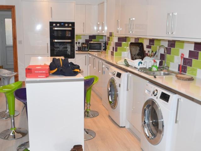7 bedroom property to let in 26 LUTON ROAD £840 pw