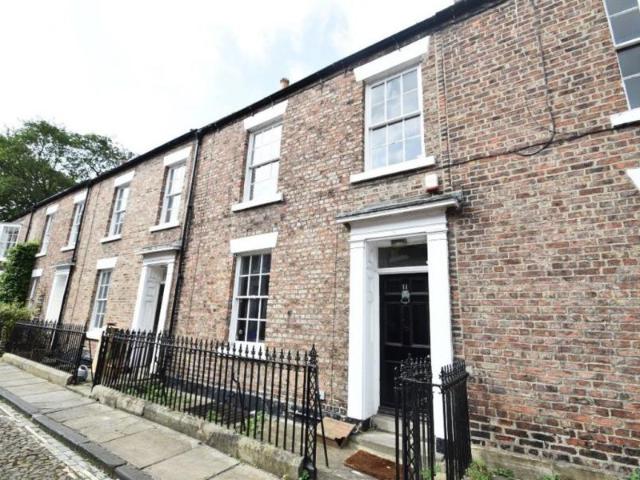 7 bedroom Property To Let