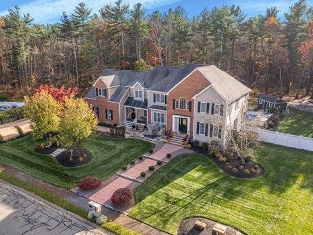 7 bedroom, Raynham MA 02767 105536725