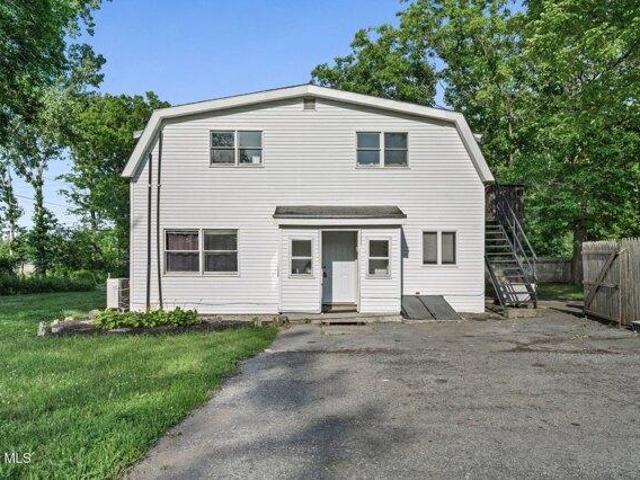 7 bedroom, Rexford NY 12148 105290862