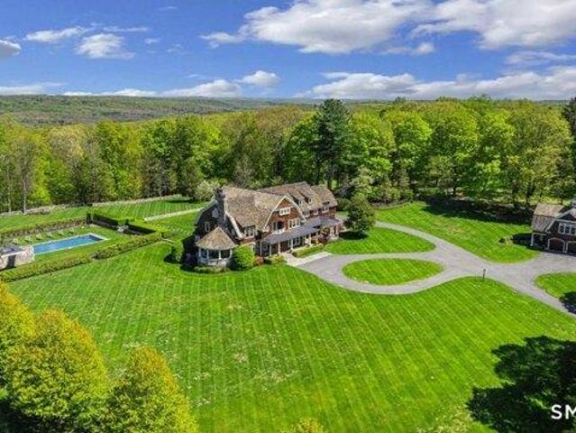 7 bedroom, Redding CT 06896 105588389