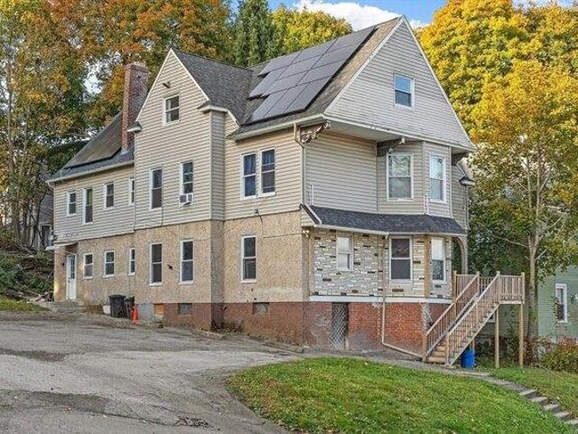 7 bedroom, Worcester MA 01605 104409574
