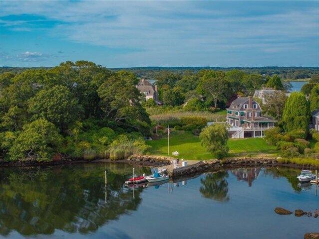 7 bedroom, Westerly RI 02891 105498191