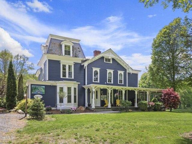 7 bedroom, Williamstown MA 01267 104604736