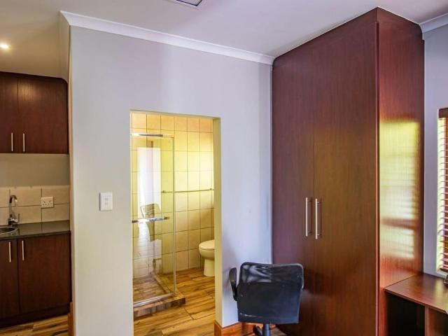 7 Bedroom Townhouse For Sale in Centurion Golf Estate