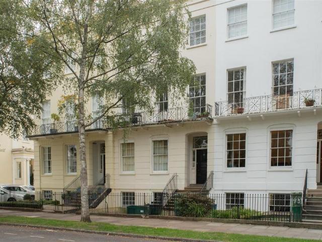 6 bedroom block of apartments for sale