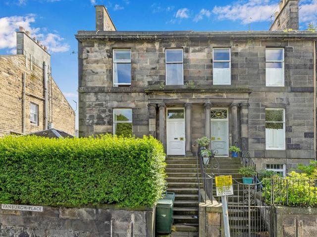 7 bedroom townhouse for sale
