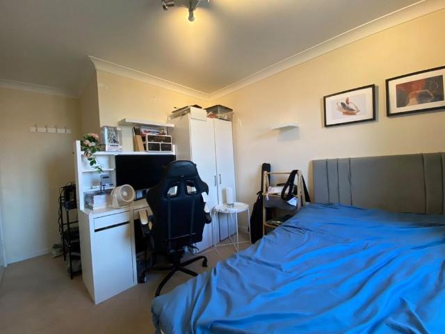 7 bedroom townhouse to rent