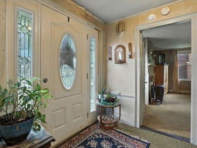 7 bedroom, Templeton MA 01436 105258905
