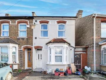 7 Bedroom Terraced House