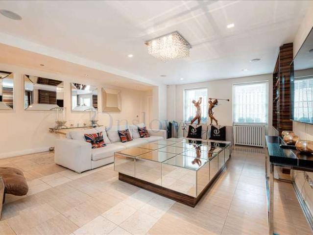 7 Bedroom Terraced House