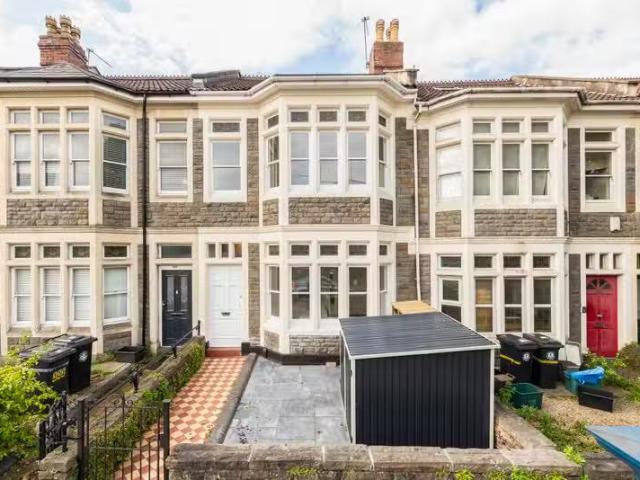 7 bedroom terraced house for rent in Fishponds Road, Fishponds.
