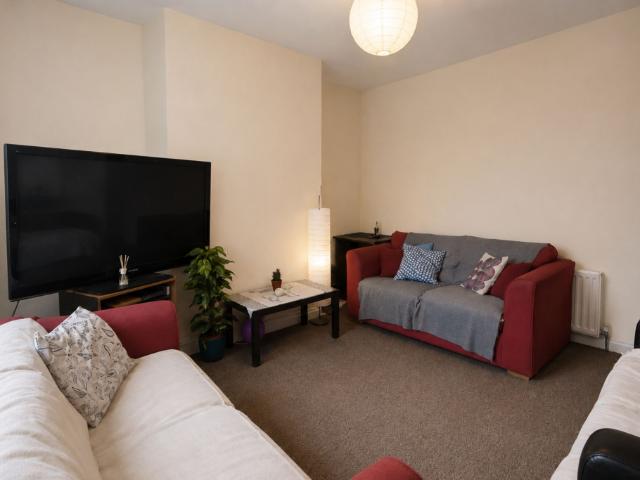 7 bedroom terraced house for rent in Larkspur Terrace, Newcastle Upon Tyne, NE2