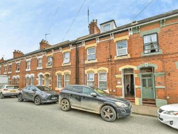 7 bedroom terraced house for sale