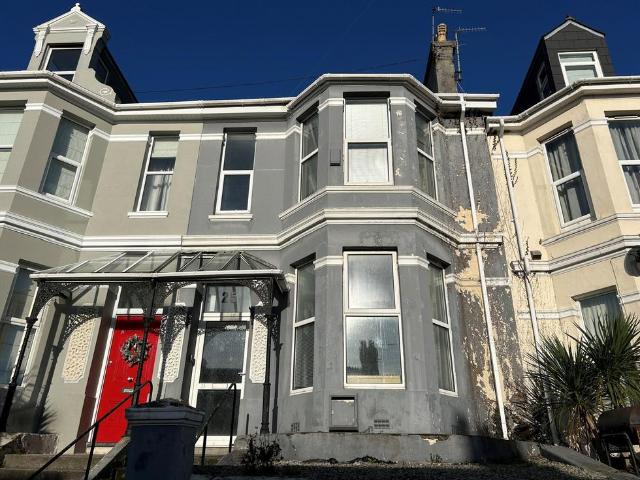 7 bedroom terraced house for sale