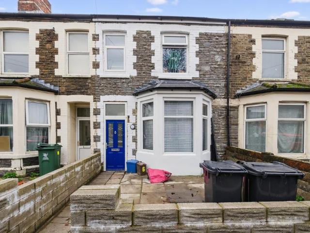 7 bedroom terraced house for sale