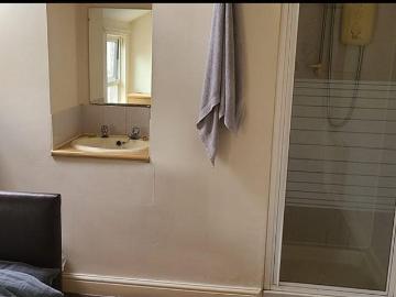 7 bedroom terraced house to rent