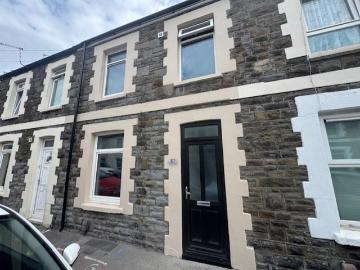 7 bedroom terraced house to rent