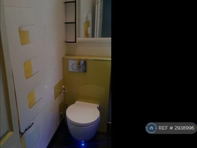 7 bedroom terraced house to rent