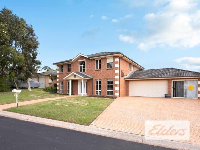 7 Bedrooms, Pool, Studio & Dual Occupancy The Ultimate Family Entertainer