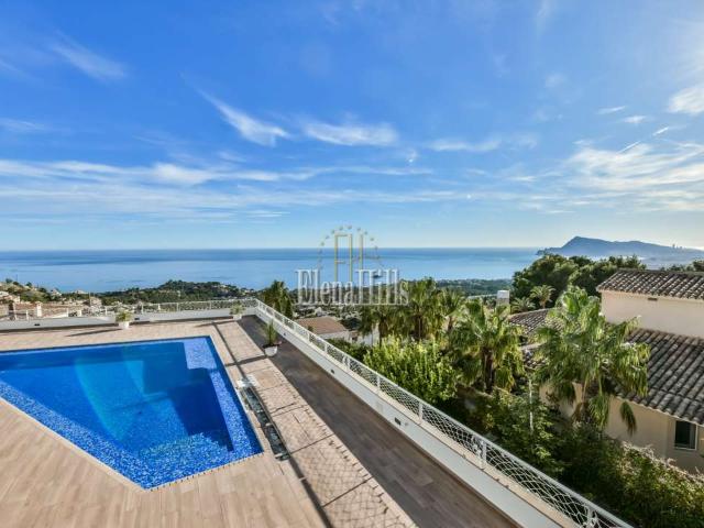 7 bedrooms, 6 bathrooms newly built luxury villa in Sierra de Altea