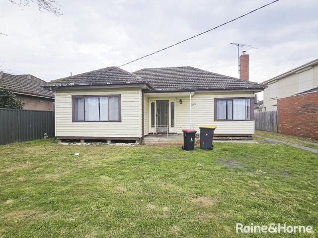 7 Belmont Ave, Clayton VIC 3168