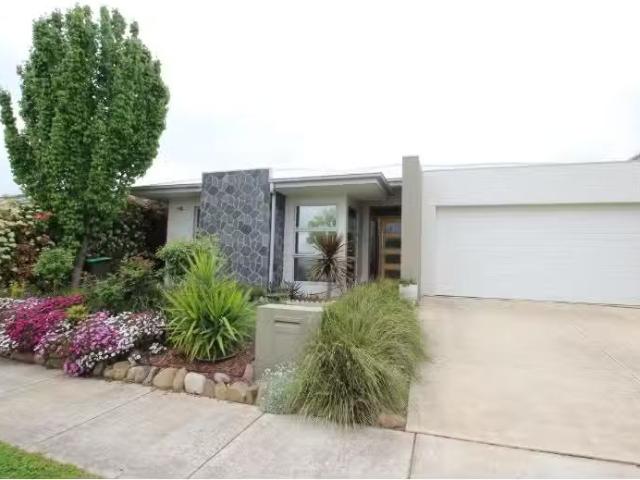 7 Benalla Street, CRACE House for rent Listed by Octavia What.