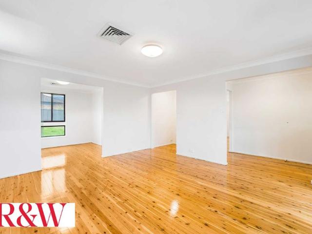 7 Bettong Crescent Bossley Park