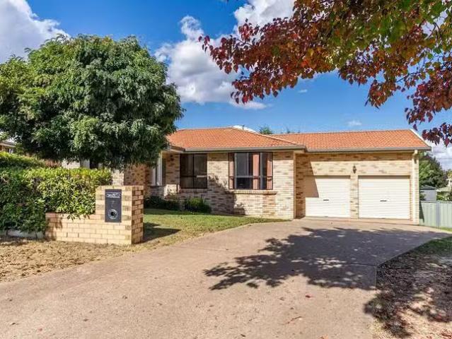 7 Betts Place, Orange, NSW 2800