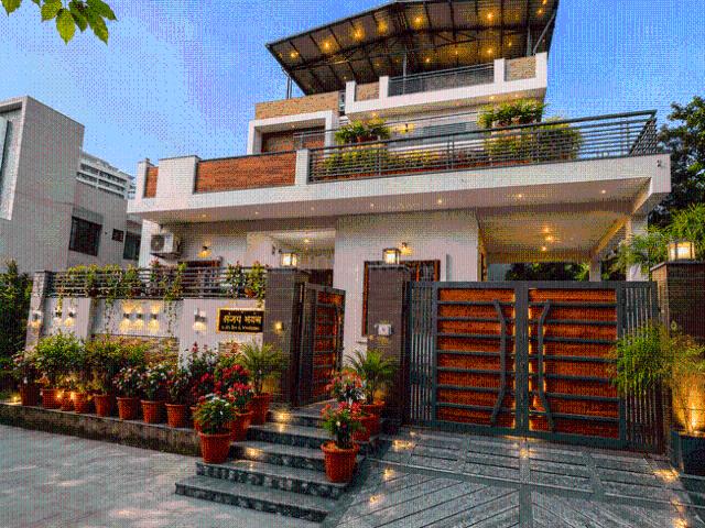7 BHK Villa in Govind Vihar for resale Dehradun. The reference number is 19710789