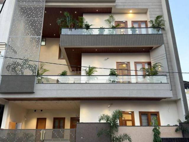7 BHK Villa in Mansarovar for resale Jaipur. The reference number is 21088326