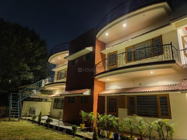 7 BHK Villa in Mussoorie Road for rent Dehradun. The reference number is 21389204
