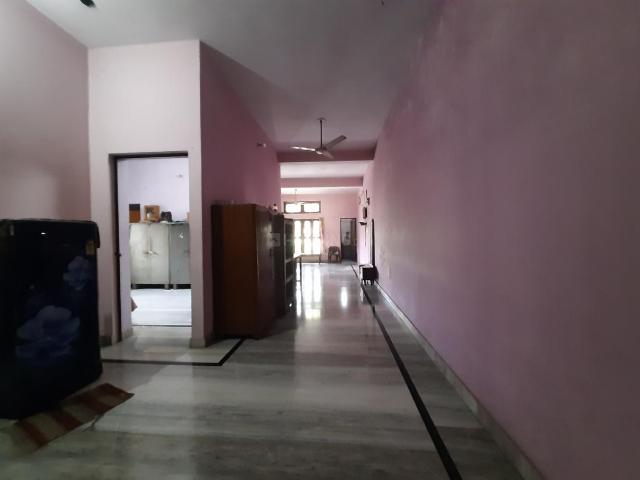 7 BHK Villa in Quarsi for resale Aligarh. The reference number is 21192683