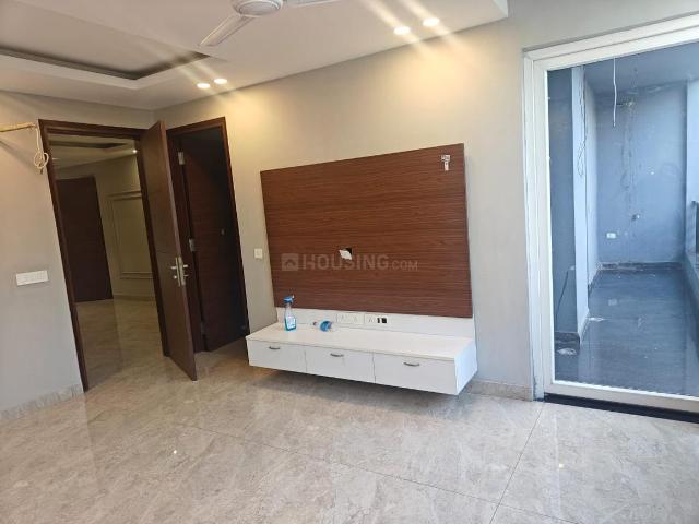 7 BHK Villa in Sector 15A for resale Noida. The reference number is 17268003