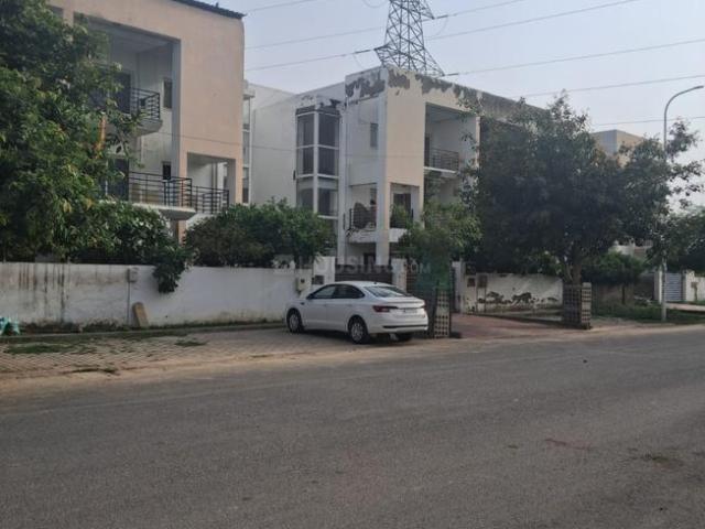 7 BHK Villa in Sector 75 for resale Faridabad. The reference number is 20737151