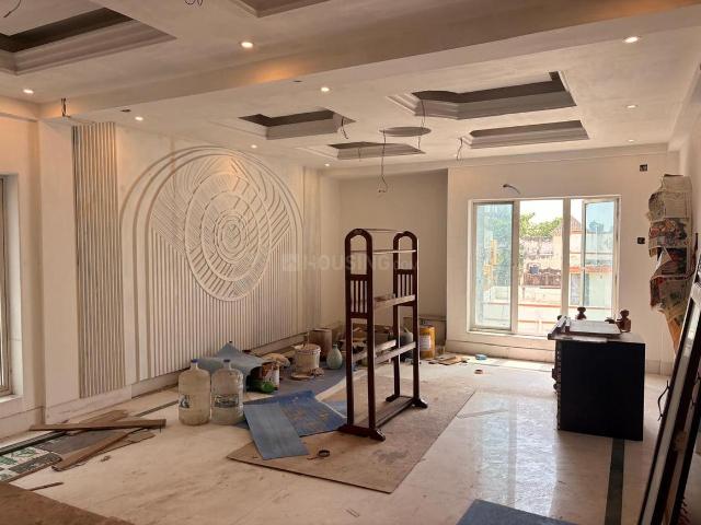 7 BHK Apartment in Bhowanipore for resale Kolkata. The reference number is 20600320