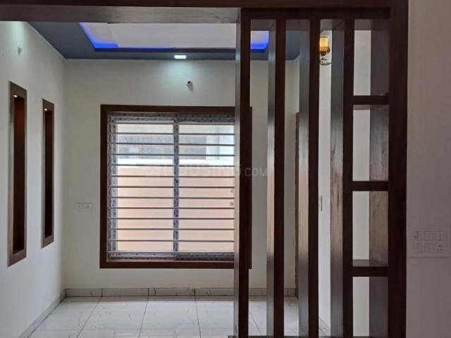 7 BHK Independent House in Thasemau for rent Lucknow. The reference number is 20885427