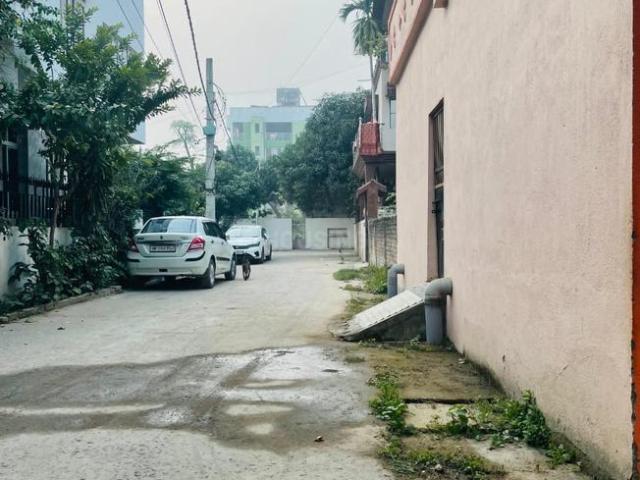7 BHK Independent House in Anisabad for resale Patna. The reference number is 19045147