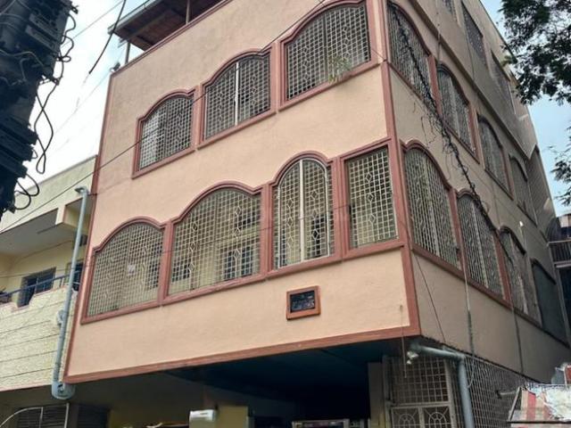 7 BHK Independent House in Basaveshwara Nagar for resale Bengaluru. The reference number is 18827307