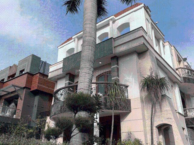 7 BHK Independent House in Civil Lines for resale New Delhi. The reference number is 19844095
