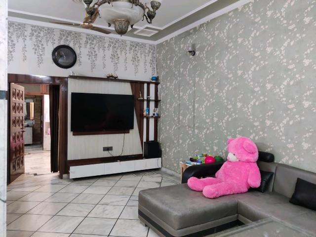 7 BHK Independent House in Govindpuram for resale Ghaziabad. The reference number is 17938403