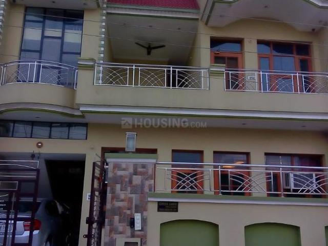7 BHK Independent House in Lohgarh for resale Zirakpur. The reference number is 19670610