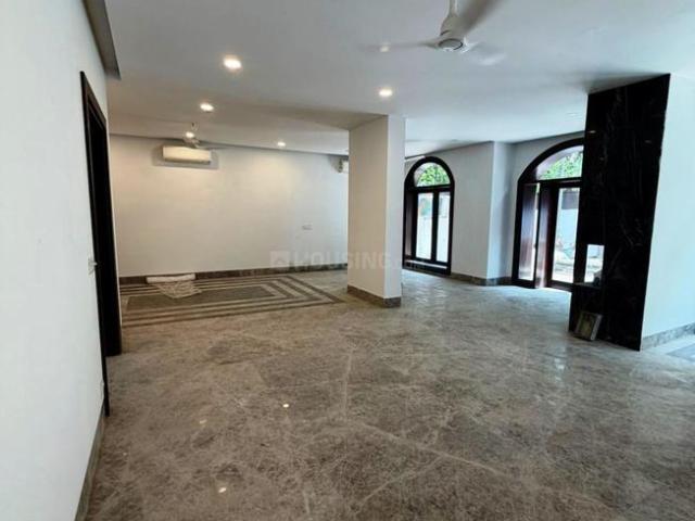 7 BHK Independent House in New Friends Colony for resale New Delhi. The reference number is 20738066